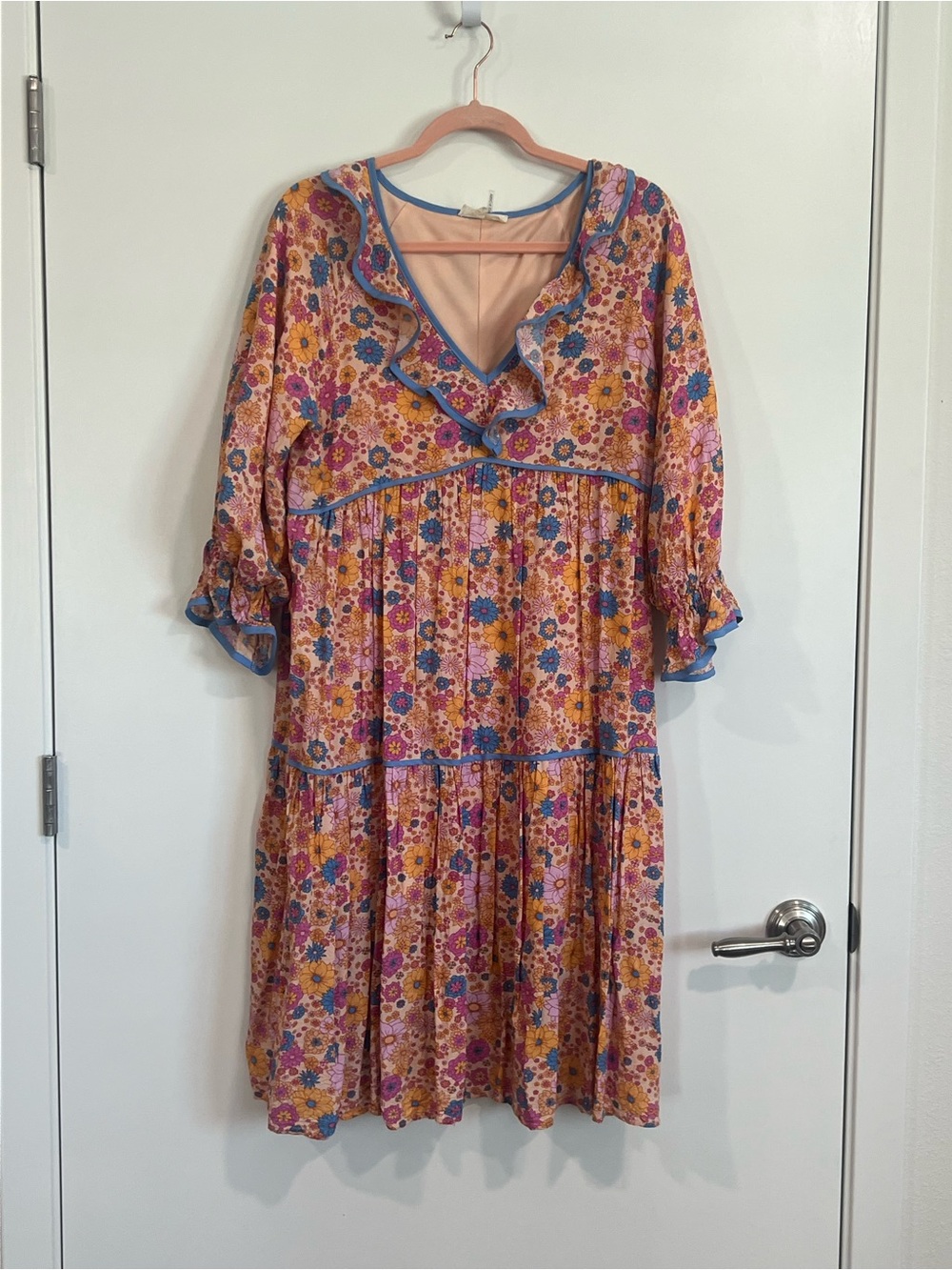 Entro size medium floral dress midi length 3/4 sleeves
